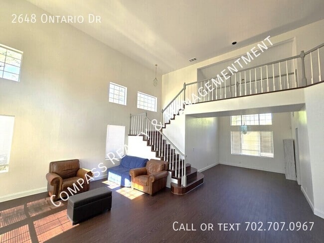 Foto del edificio - 2648 N Ontario Dr