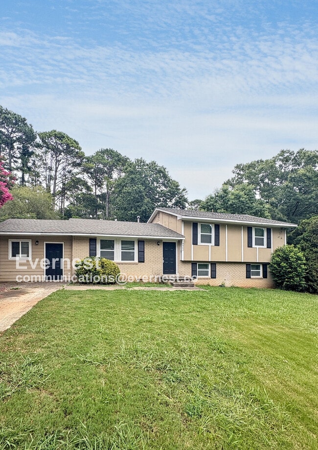Building Photo - 8802 Homewood Dr