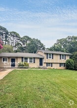Building Photo - 8802 Homewood Dr