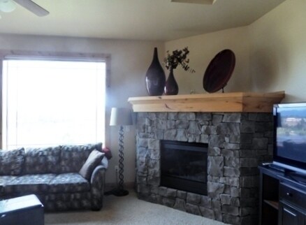 Building Photo - Bluffs at Old Mill - 3 bdrm 3.5 bath Fully...
