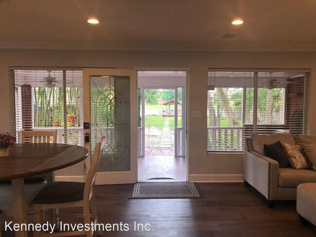 Foto del edificio - 3 br, 2 bath House - 4124 N Riverside Dr