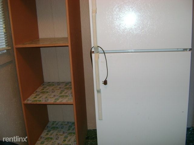 Foto del edificio - 1 br, 1 bath Apartment - 1945 Cotten Rd