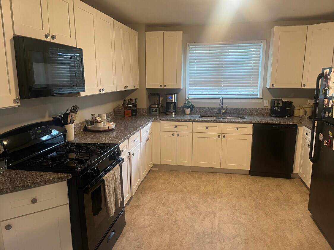 Foto principal - 500 Boquet St