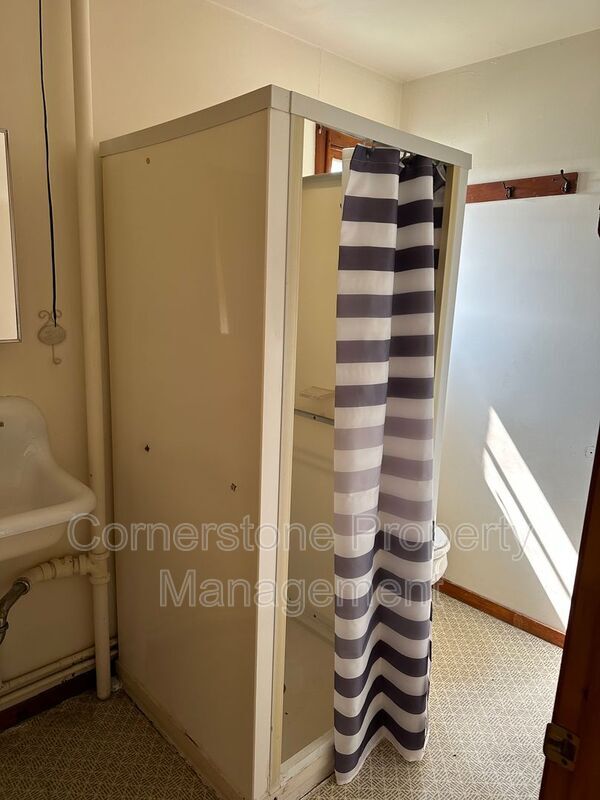 Foto del edificio - 1149 3rd Ave NW