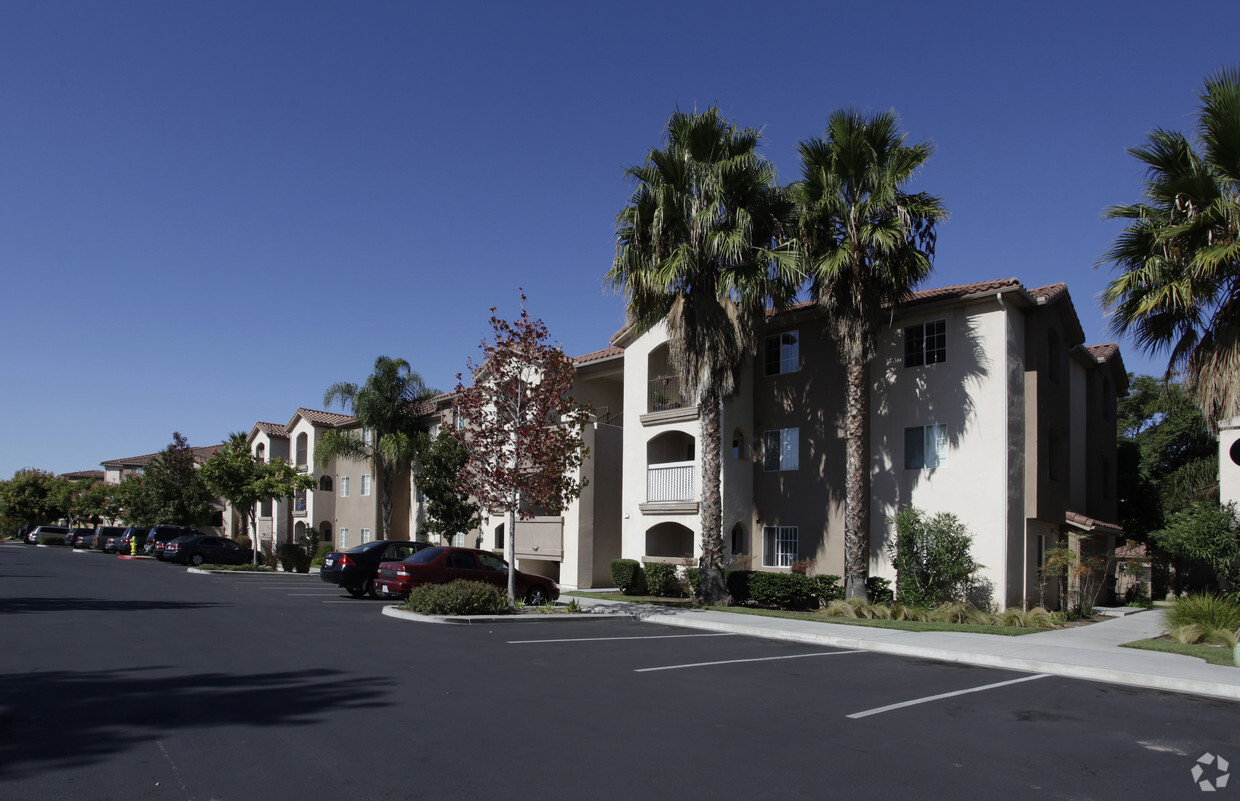 Primary Photo - Torrey Highland Apartments