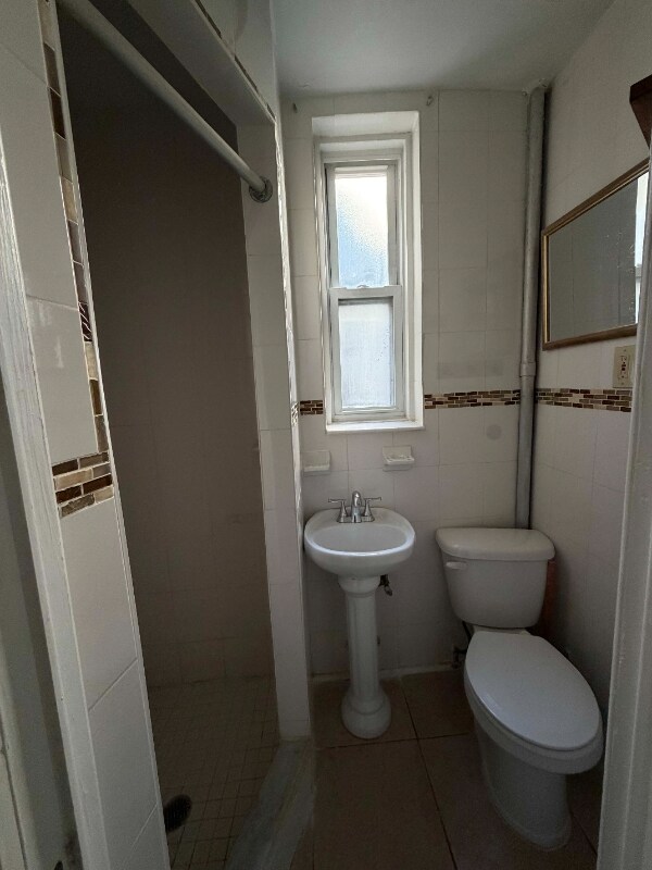 Foto del edificio - 52 Irving Ave