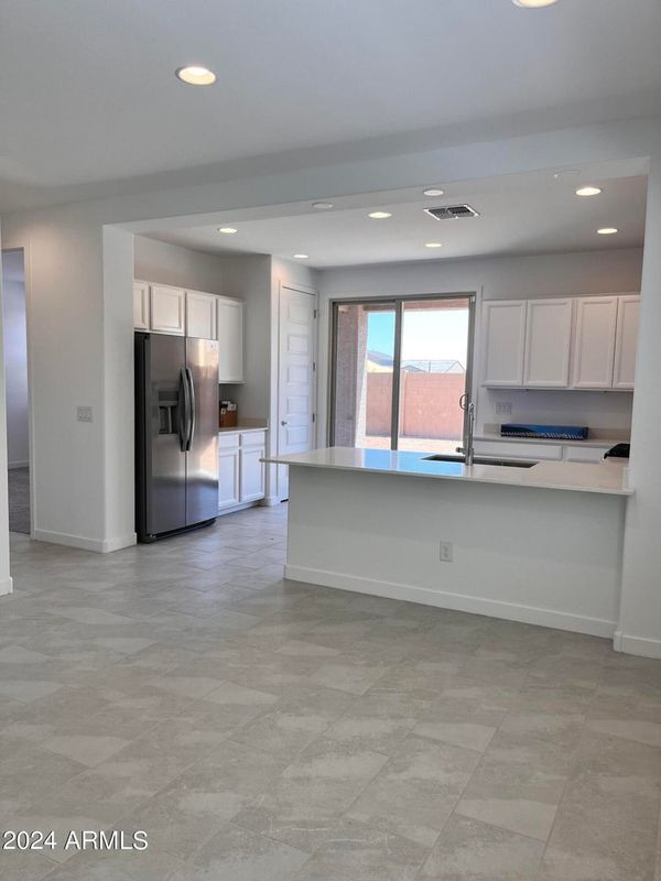 Foto del edificio - 9509 W Sells Dr