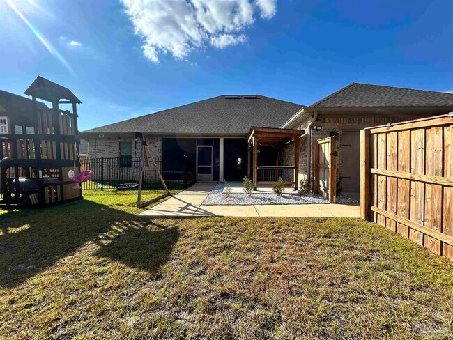 Foto del edificio - 4084 Blue Hillside Ln