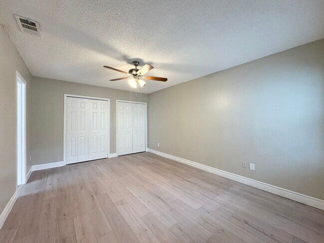 Foto del edificio - ~ Beautiful 3B/2.5B Lake Mary Home ~ Carpe...