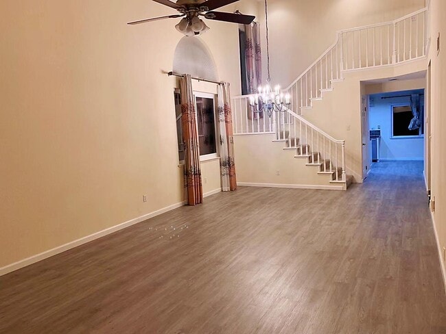 Building Photo - 6219 Camino del Lago