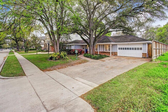 Building Photo - 5007 Holt St