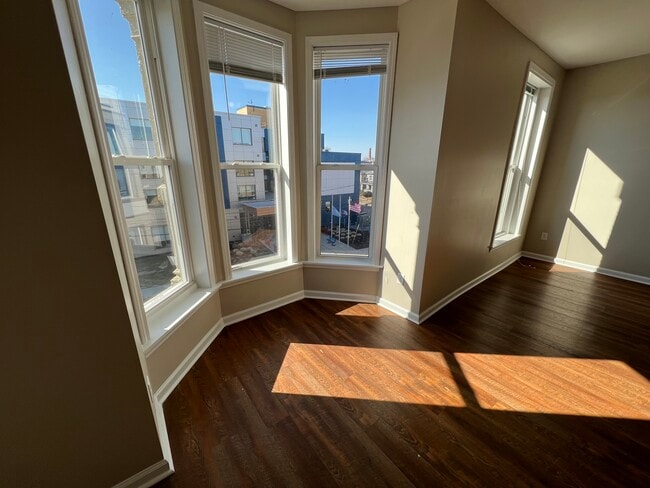 Sunroom - Lafayette-Barton