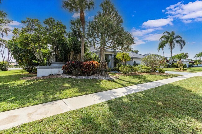 Building Photo - 11115 Boca Woods Ln