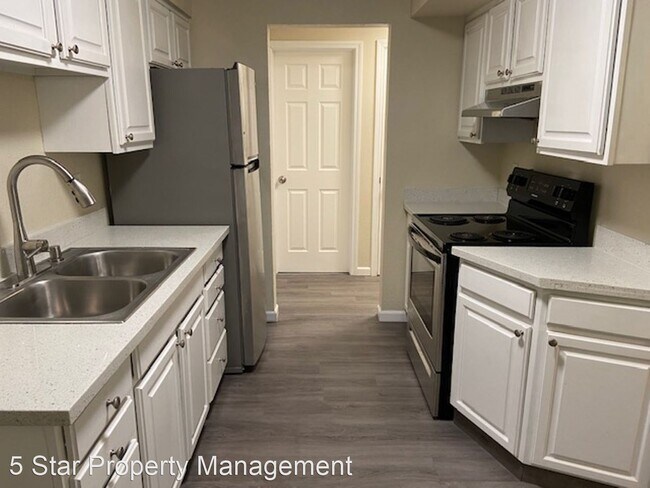 Foto del edificio - 3 br, 1 bath House - 9714 121st Street SW