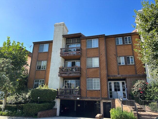 Foto del edificio - 1433 Barry Ave
