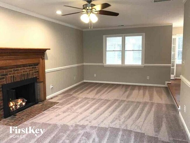 Foto del edificio - 3220 Ivy Creek Rd