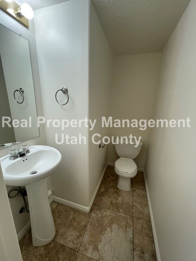 Foto del edificio - New lower price! Charming 3 Bedroom Home i...
