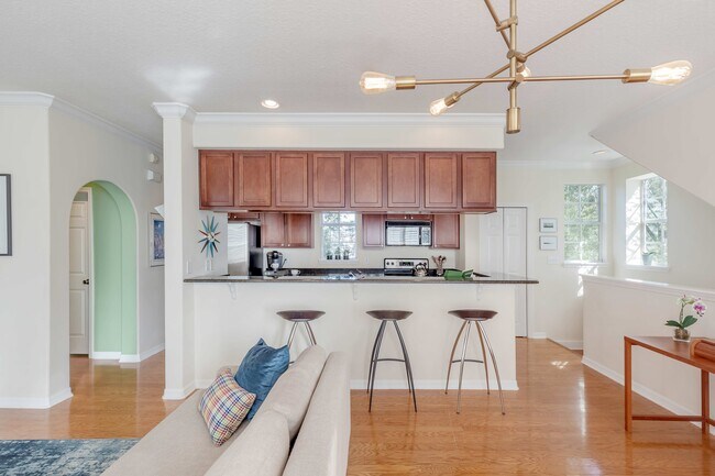Kitchen Counter - 509 S Matanzas Ave
