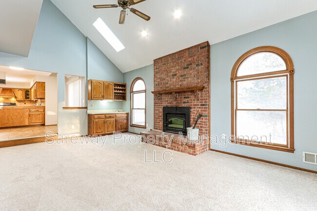 Building Photo - 6 Cedar Hill Terrace