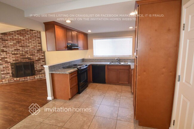 Building Photo - 1336 Ferrari Ct