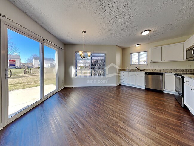 Foto del edificio - 6697 Bedington Ln