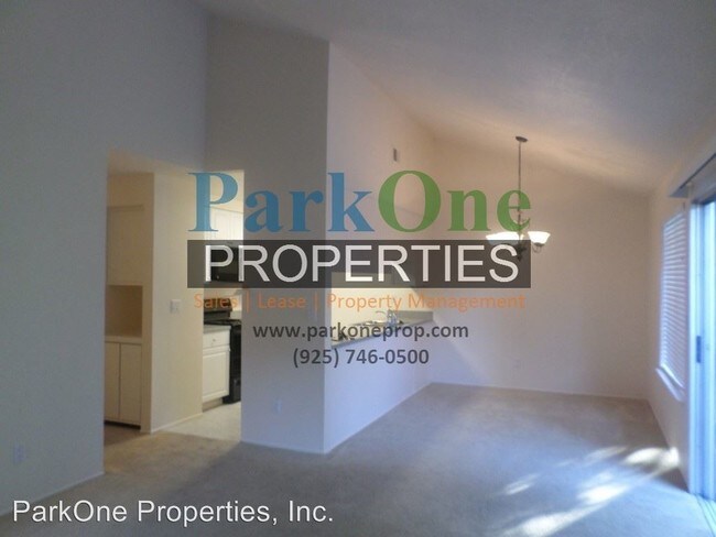 Building Photo - 3 br, 2 bath House - 1651 Gladiolus Ct