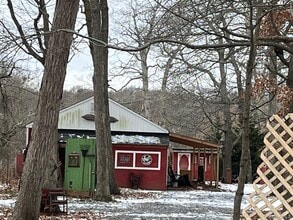 Building Photo - 178 Barnes Rd