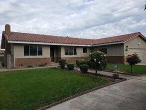 Building Photo - 1026 Albers Rd