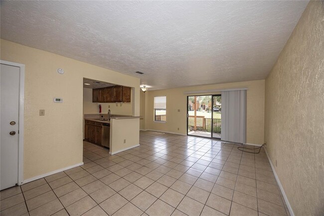 Building Photo - 15 Cypress Fairway Village