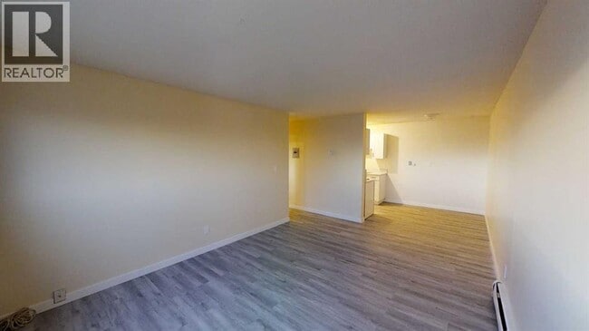 Building Photo - 9515-9100 100 Ave.