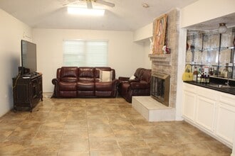 Building Photo - 11303 Windmark Dr