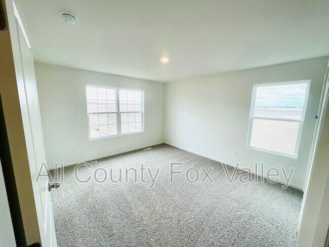 Foto del edificio - 858 Briar Gln Ct
