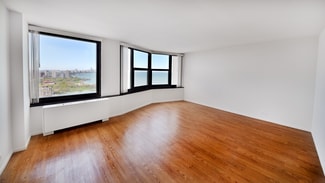 Building Photo - 7447 S South Shore Dr