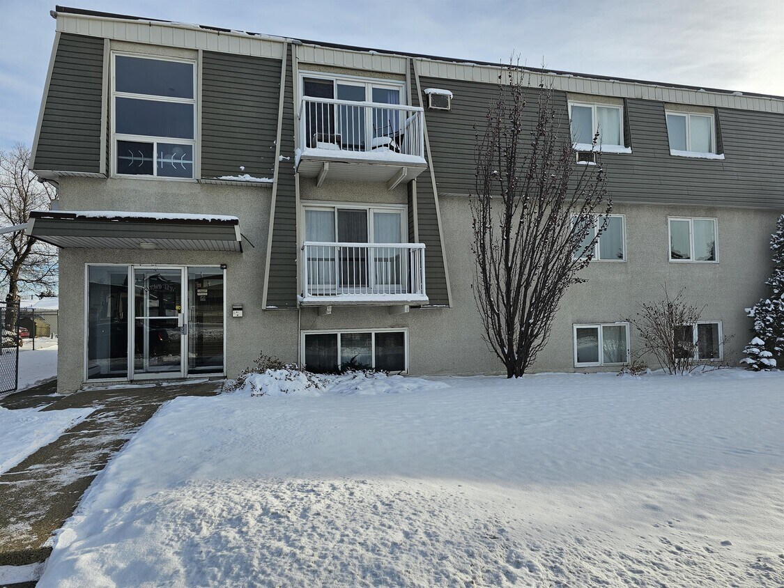 Photo principale - 10325-10156 156 St NW