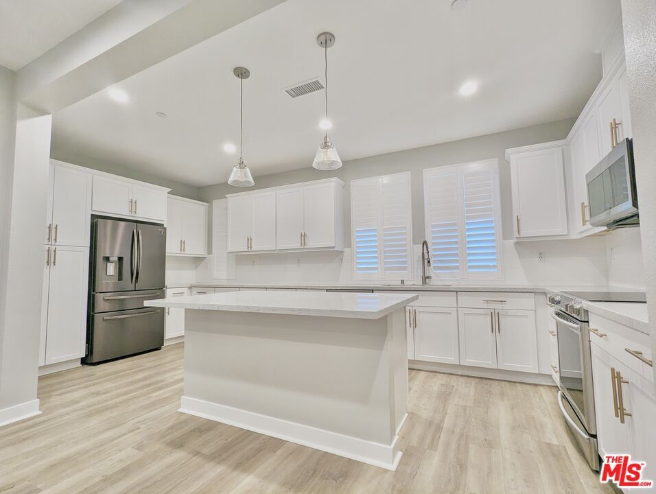 14359 Van Ness Ave, Gardena, CA 90249 Condo for Rent in Gardena, CA