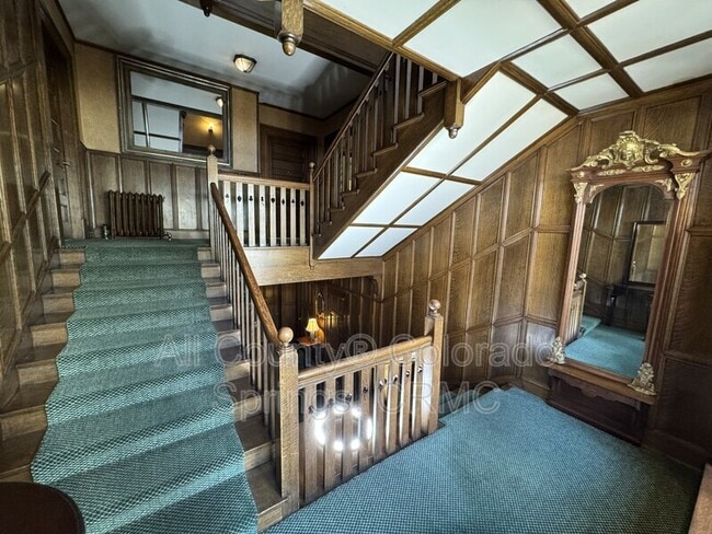 Building Photo - 1238 Wood Ave