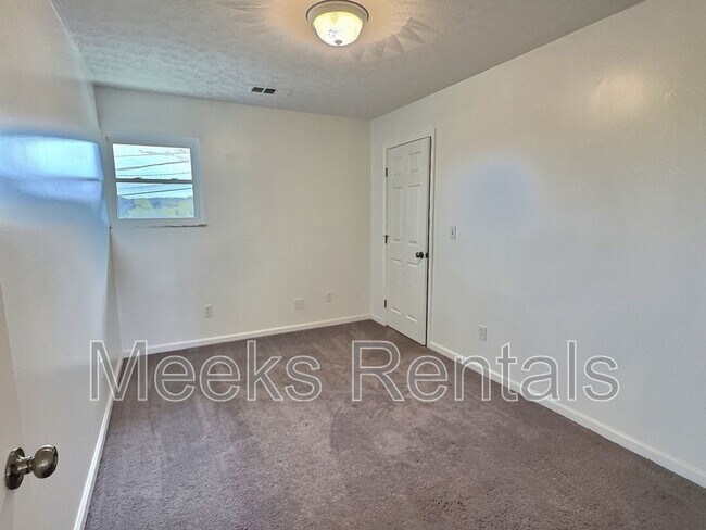 Foto del edificio - 133 Hedrick Rd