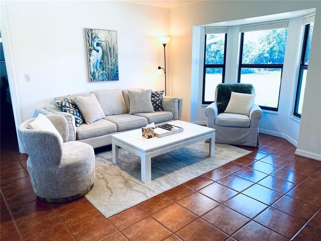 Foto del edificio - 7234 Maguire Ln