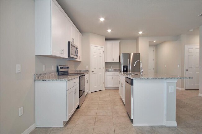 Building Photo - 3104 Cassidy Ln