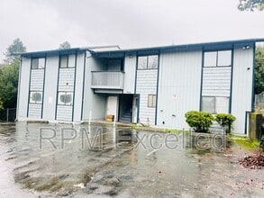 Building Photo - 16006 34th Ave S