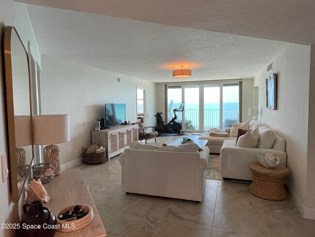 Building Photo - 2225 Jimmy Buffett Mem Hwy