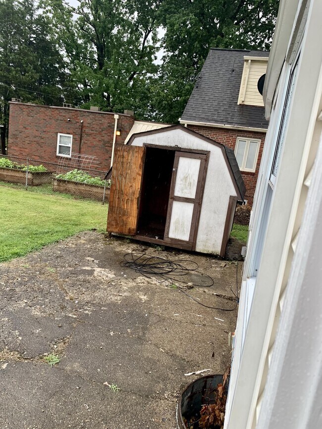 Foto del edificio - 4314 Venable Ave