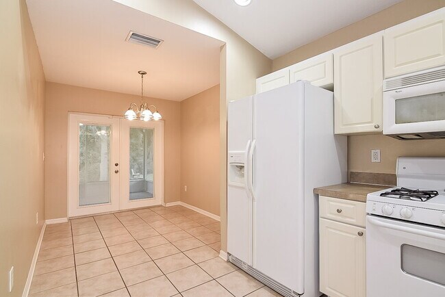 Building Photo - 6708 Summer Haven Dr