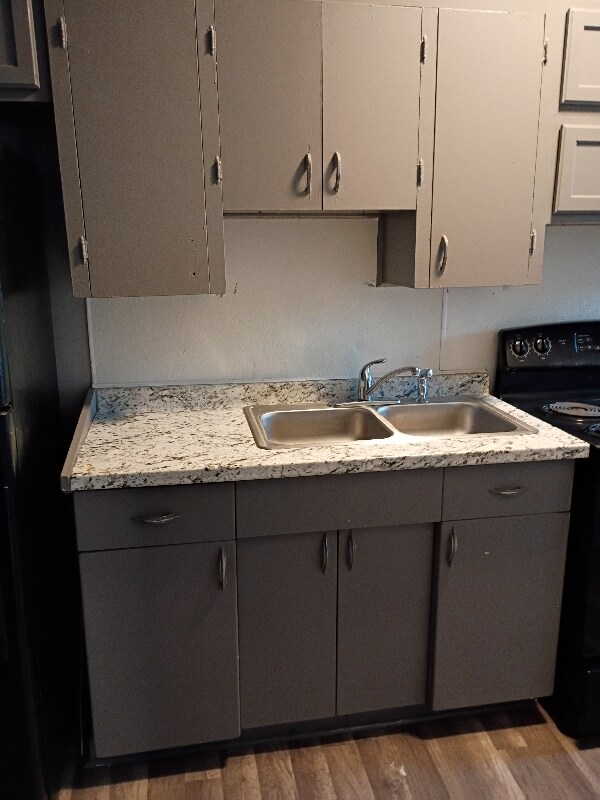 Foto del edificio - 734 Lehman St