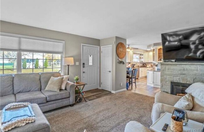 Foto del edificio - 3 bedroom 2 bath in the heart of Niagara F...