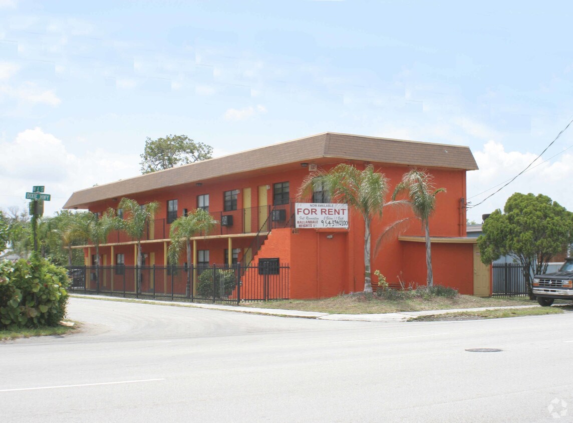 Primary Photo - 401-403 N Dixie Hwy