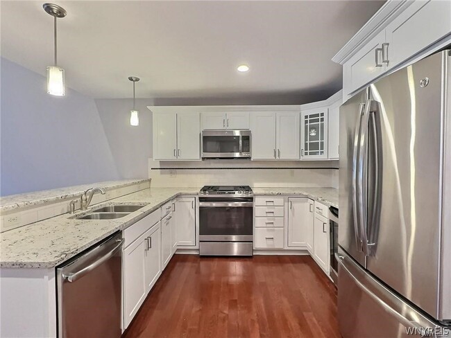Building Photo - 27 Campbell Meadows