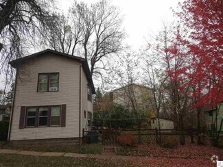 Building Photo - 732 N 23rd Ave W