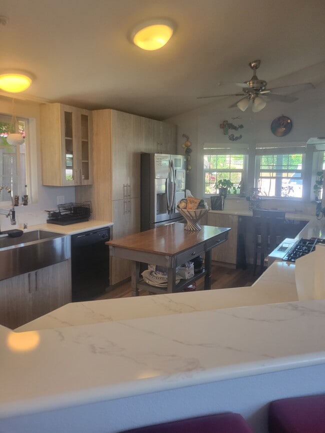 Foto del edificio - 3952 N Granada Ave