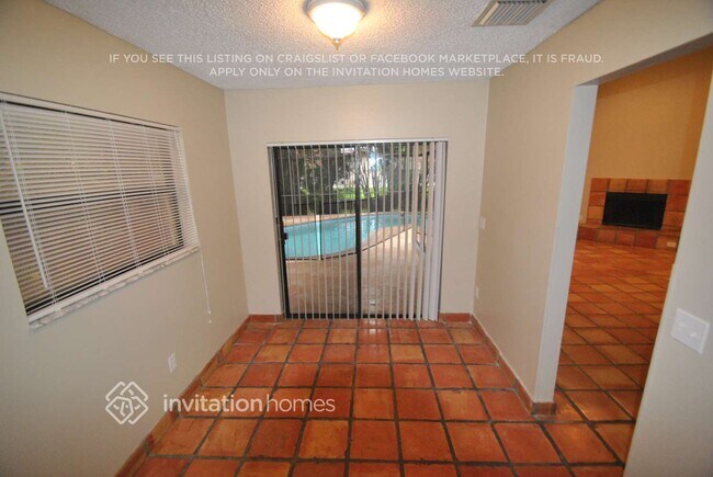 Foto del edificio - 7045 NW 3rd Ave